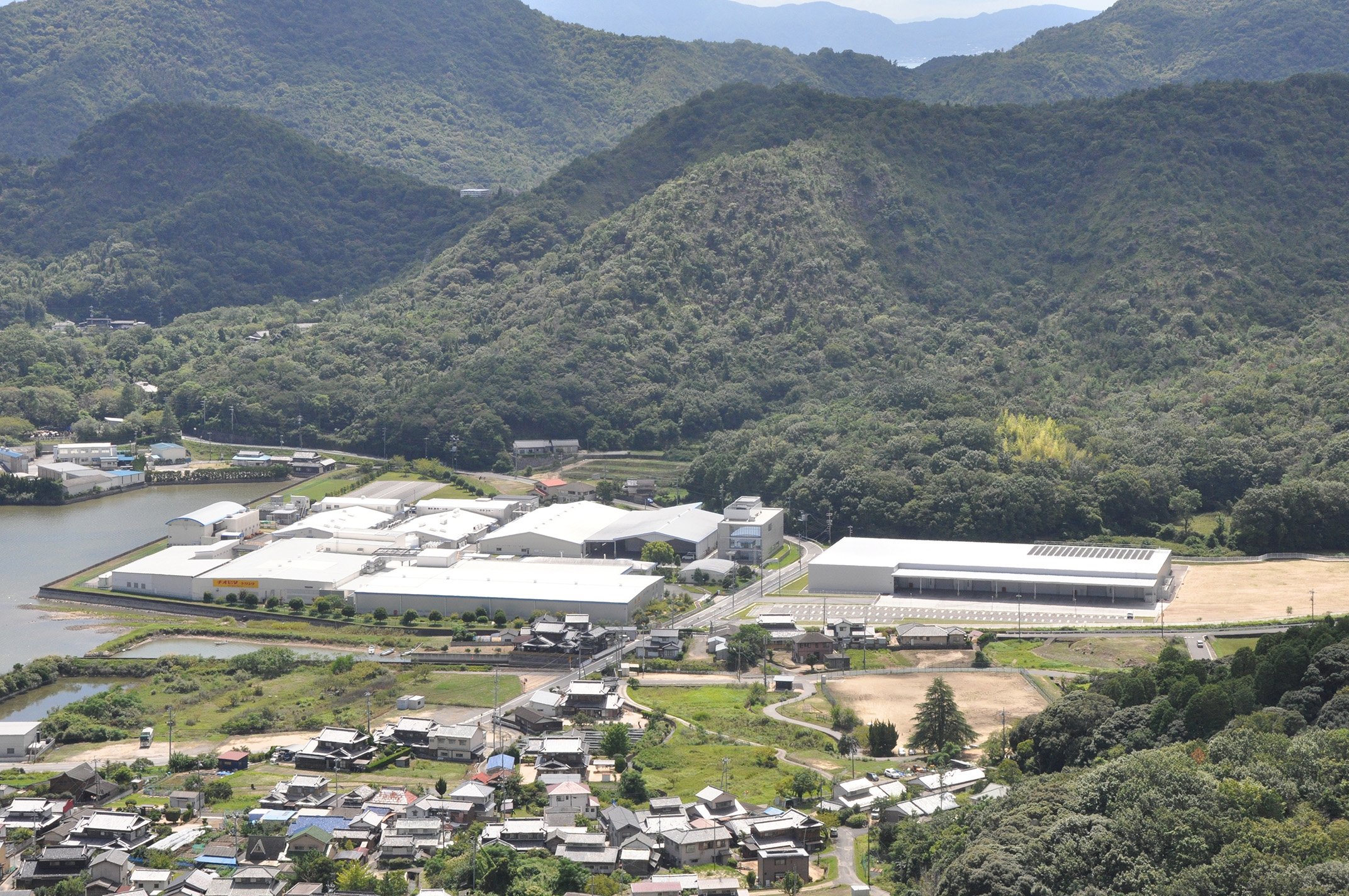 岡山大鵬薬品 備前工場全景