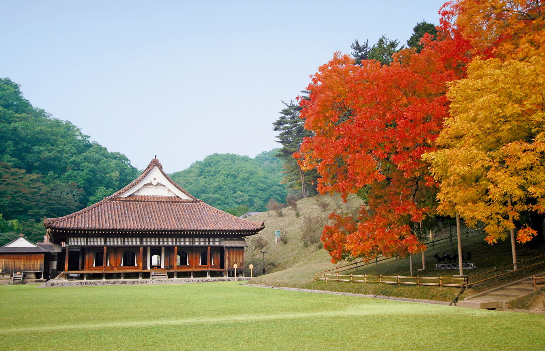 秋の閑谷学校